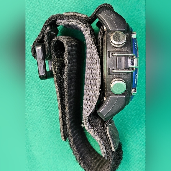 Armitron‎ Digital Watch Blue Face Hook & Loop Band WR 50M Silver Toned - Picture 3 of 8